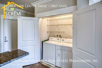 24585 Town Center Dr-Unit -Unit 4404 in Santa Clarita, CA - Foto de edificio - Building Photo