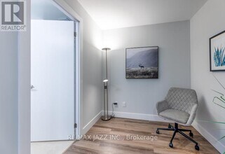 80 Bond St E in Oshawa, ON - Building Photo - Building Photo