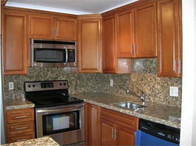 166 Valencia Dr in Delray Beach, FL - Building Photo - Building Photo