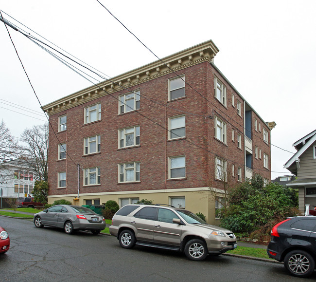Willmar Apartments in Seattle, WA - Foto de edificio - Building Photo