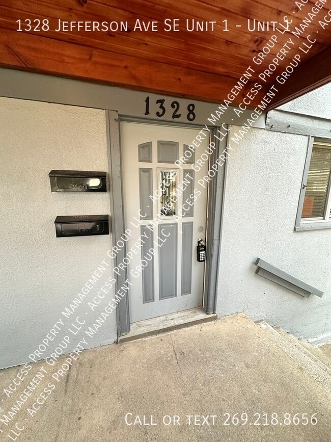 property at 1328 Jefferson Ave SE