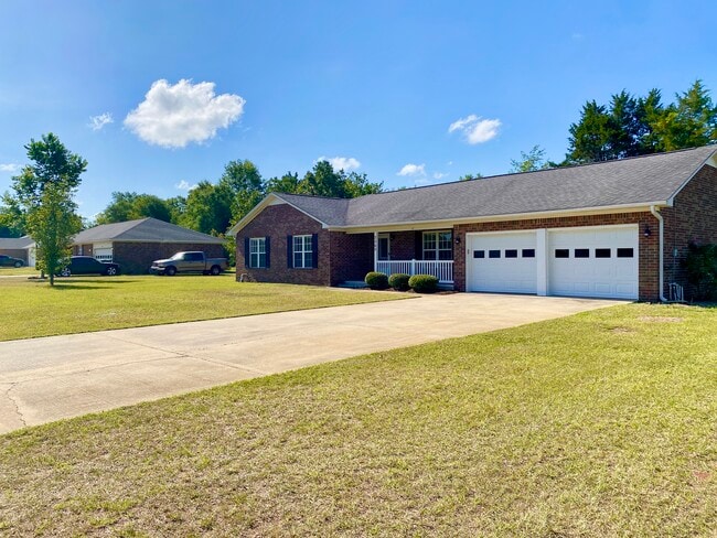 2560 Nicholson Dr in Sumter, SC - Building Photo - Building Photo