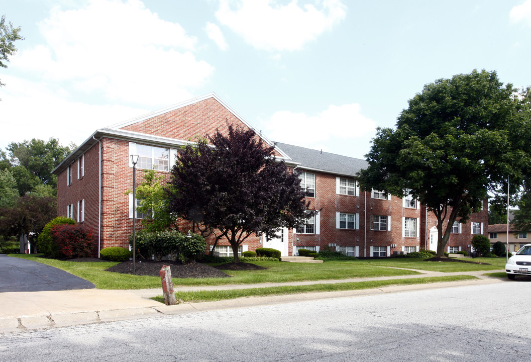 Oak Suites in Canton, OH - Foto de edificio