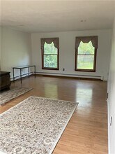 25 Crest Ave in Narragansett, RI - Building Photo - Building Photo