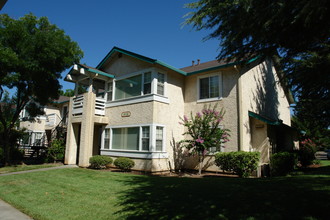 Amanda Place Apartments in Chico, CA - Foto de edificio - Building Photo