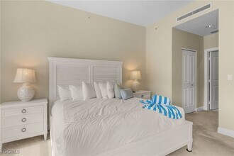 4182 Bay Beach Ln in Fort Myers Beach, FL - Building Photo - Building Photo