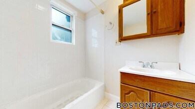 45 Pratt St, Unit 2 in Boston, MA - Building Photo - Building Photo