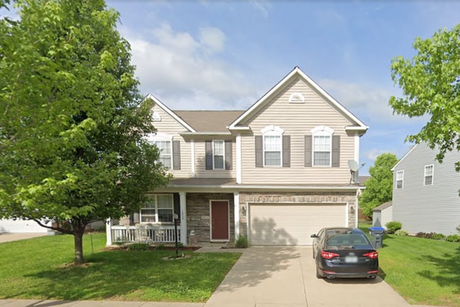 property at 1630 W Hennessey St