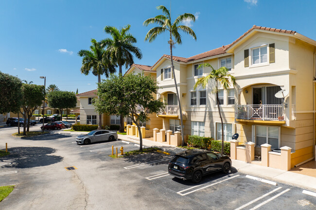 Century Parc 2 in Miami, FL - Foto de edificio - Building Photo