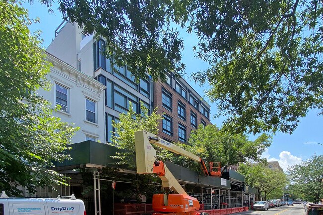 420 Gates Ave in Brooklyn, NY - Building Photo - Building Photo