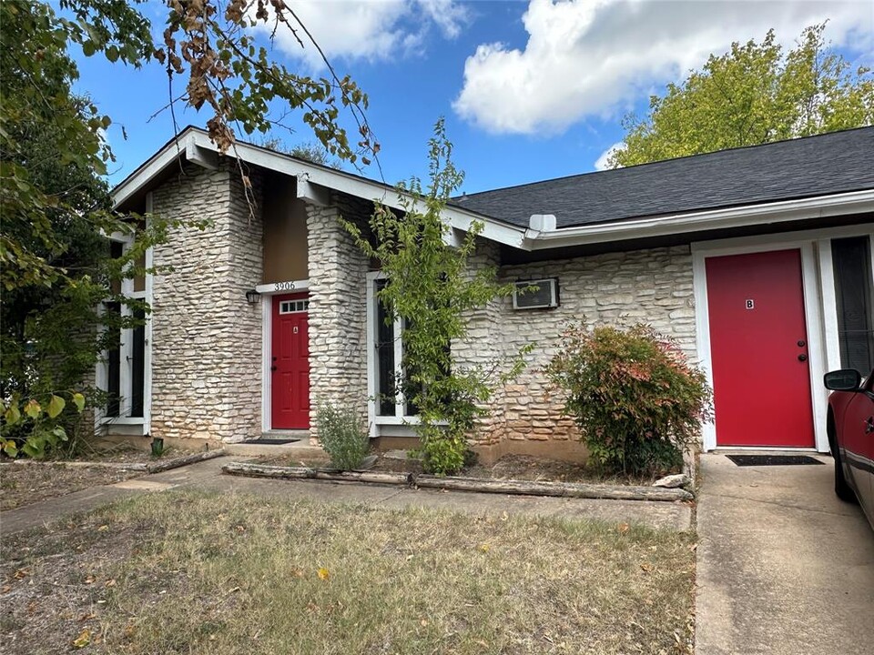 3906 Chase Cir in Austin, TX - Building Photo