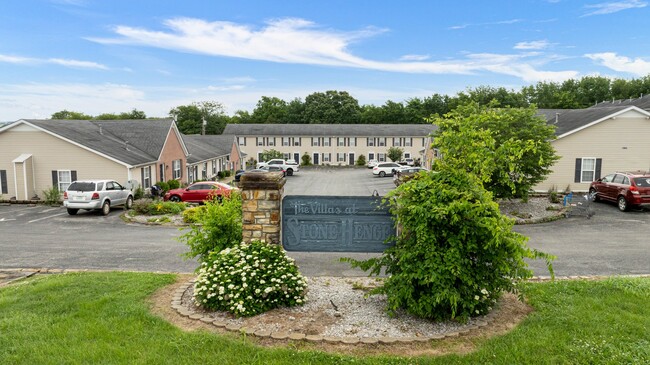 1956 Stonehenge Ave in Bowling Green, KY - Building Photo - Building Photo