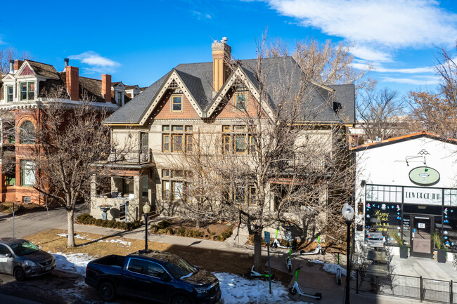 1025 E 17th Ave in Denver, CO - Foto de edificio - Building Photo