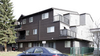 Glenbow Manor in Calgary, AB - Building Photo - Building Photo