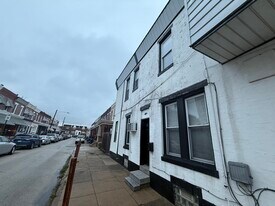 4441 Richmond St in Philadelphia, PA - Building Photo