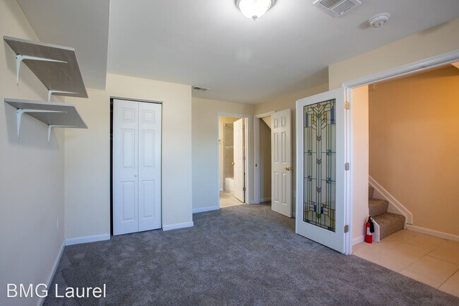 111 W Edgevale Rd photo'