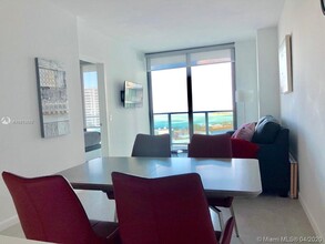 501 NE 31st St, Unit 1705 in Miami, FL - Building Photo - Building Photo