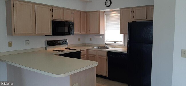 18482 Evelynton Rd-Unit -4 in Lewes, DE - Building Photo - Building Photo