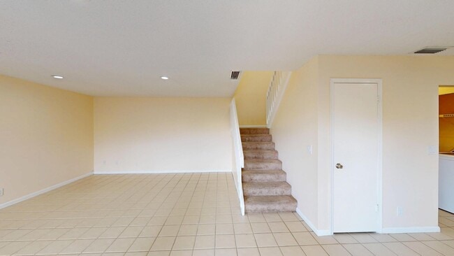 1921 N Congress Ave in West Palm Beach, FL - Building Photo - Building Photo