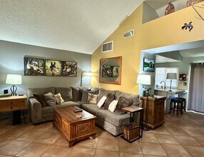 42275 Omar Pl in Palm Desert, CA - Building Photo - Building Photo