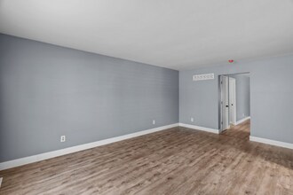 10244 Buffton Dr, Unit 10246 in St. Louis, MO - Foto de edificio - Building Photo