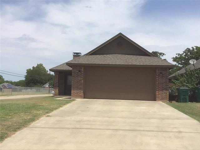 property at 1501 Carpenter St