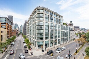 1 McGill Rue in Montréal, QC - Building Photo