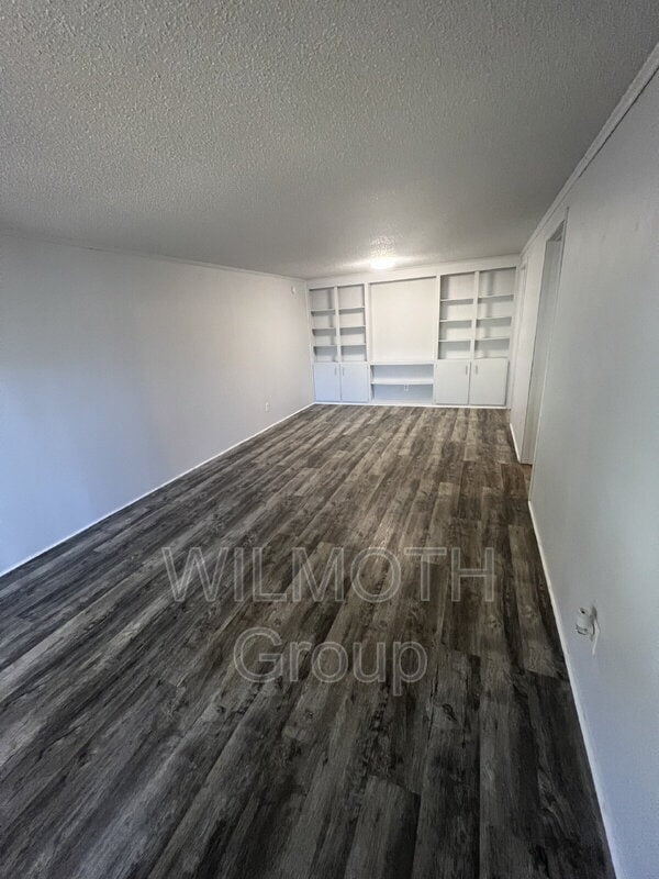 2000 Indianapolis Rd in Crawfordsville, IN - Foto de edificio - Building Photo