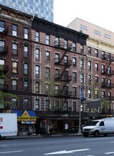 1274-1276 First Ave in New York, NY - Foto de edificio - Building Photo
