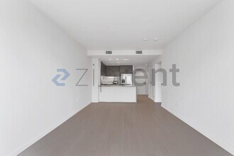 52 Innes Ct in San Francisco, CA - Building Photo - Building Photo