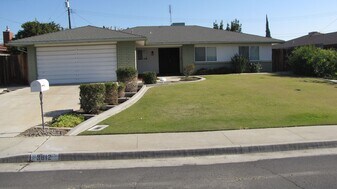 3612 Felton St in Bakersfield, CA - Building Photo