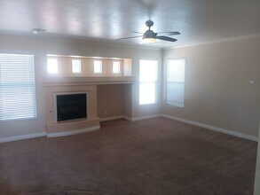 8528 Wild Diamond Ave in Las Vegas, NV - Building Photo - Building Photo