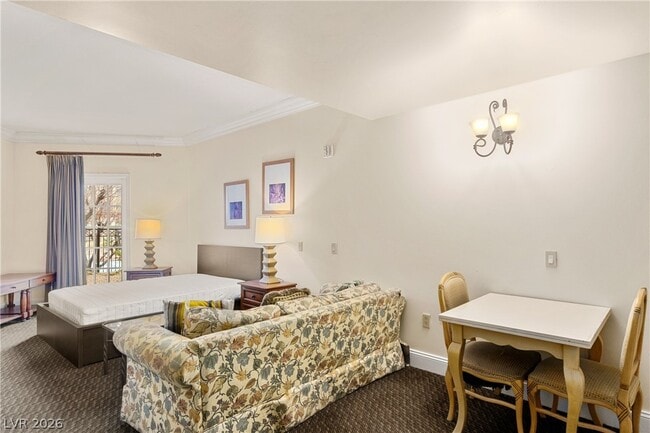 property at 30 Strada Di Villaggio