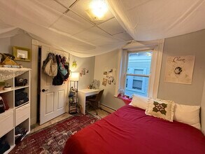 67 Pontiac St, Unit 3 in Boston, MA - Building Photo - Building Photo