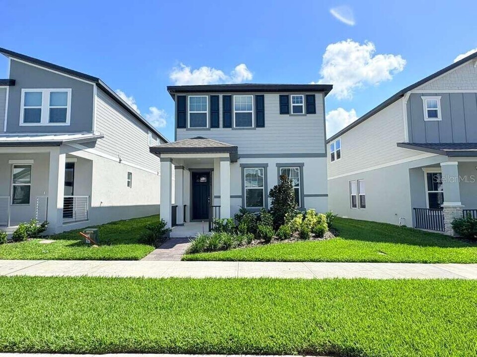 16508 Silver Brook Wy in Winter Garden, FL - Building Photo