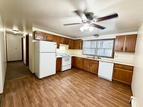 3243-3243 Wanta Dr in Plover, WI - Building Photo - Building Photo