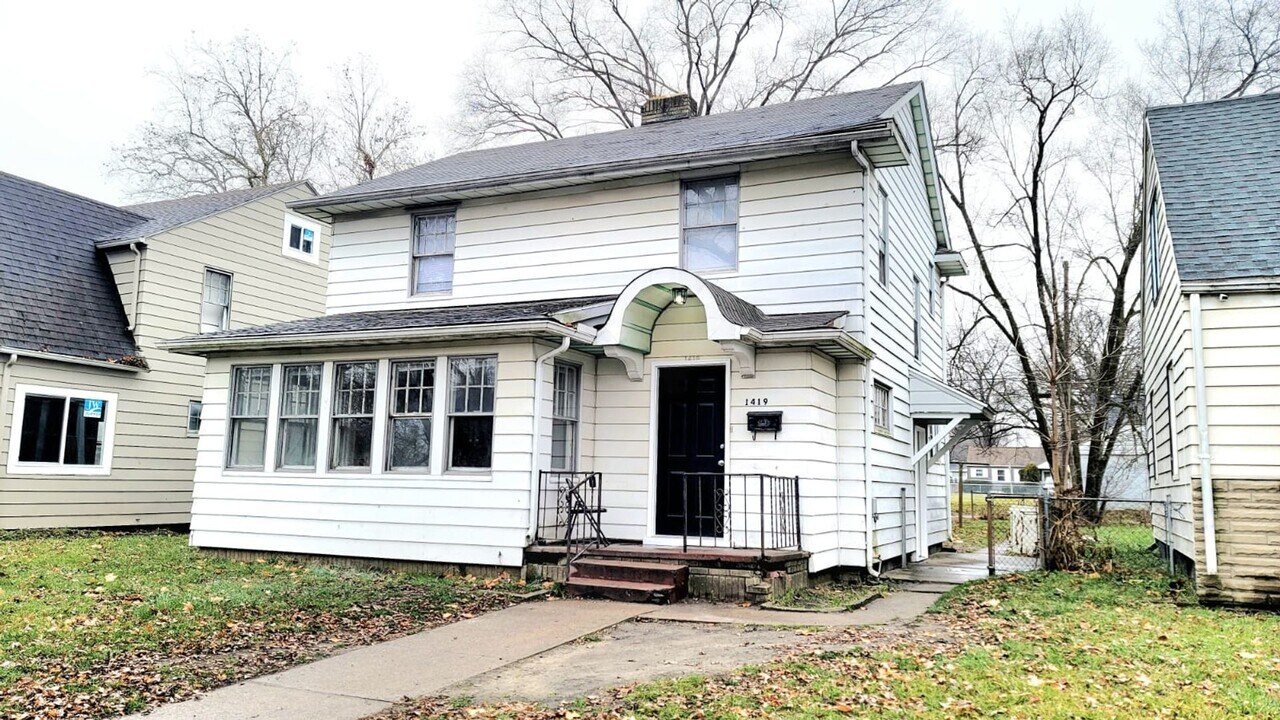1419 O Brien St in South Bend, IN - Building Photo