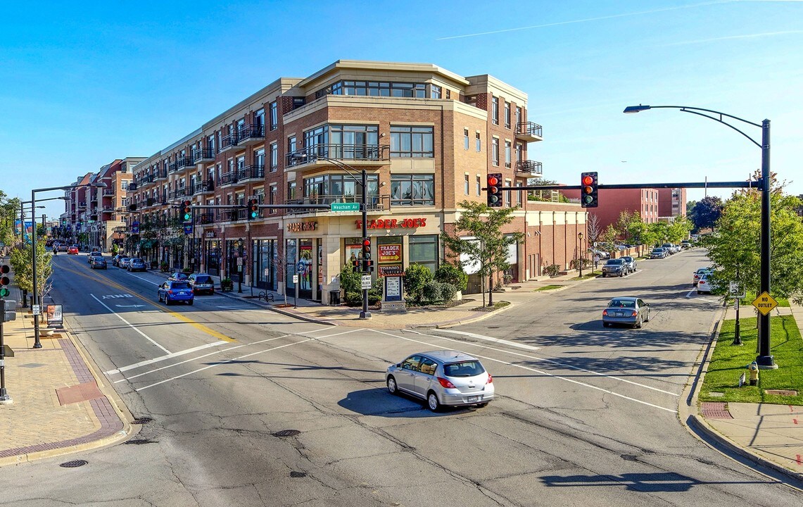 20-140 N Northwest Hwy in Park Ridge, IL - Foto de edificio