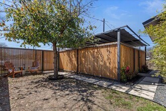 3014 Neal St in Austin, TX - Building Photo - Building Photo