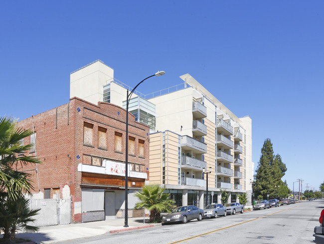 Japantown Apartments in San Jose, CA - Building Photo - Building Photo