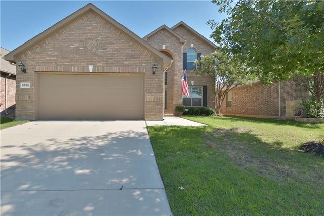 5753 Fountain Flat Dr in Fort Worth, TX - Building Photo