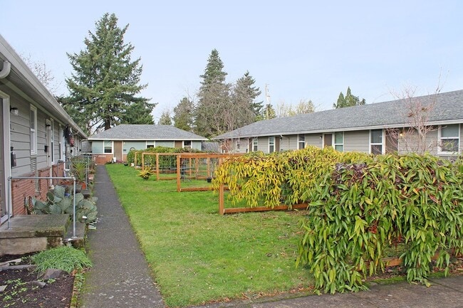 property at 6901-6923-6923 NE Prescott St