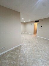 2451 SW 82nd Ave, Unit 206 in Davie, FL - Building Photo - Building Photo