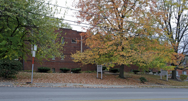 Glenwood Apartments in Cincinnati, OH - Building Photo - Building Photo