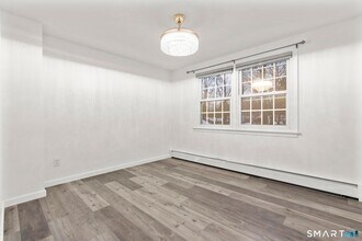 125 Birchwood Dr in Torrington, CT - Building Photo - Building Photo