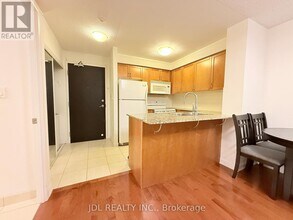 5793-5793 Yonge St in Toronto, ON - Building Photo - Building Photo