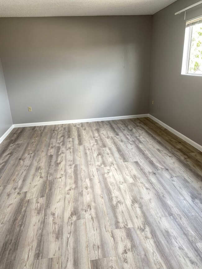 2410 S Nancy St in West Covina, CA - Foto de edificio - Building Photo