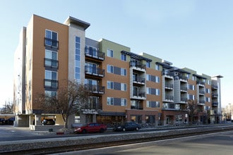 Max Flats in Fort Collins, CO - Foto de edificio - Building Photo