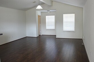 4206 Medina River Loop in Spring, TX - Building Photo - Building Photo