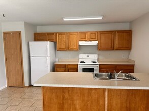 1091 Terry Ln in Springdale, AR - Building Photo - Building Photo